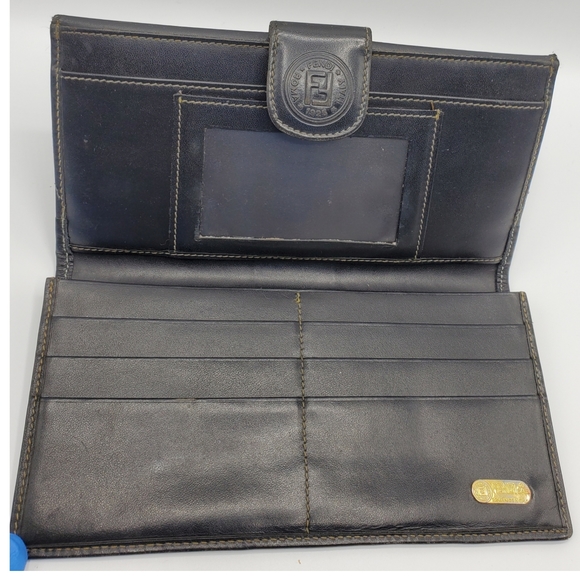 Authentic Preowned Fendi Bifold - Picture 8 of 11
